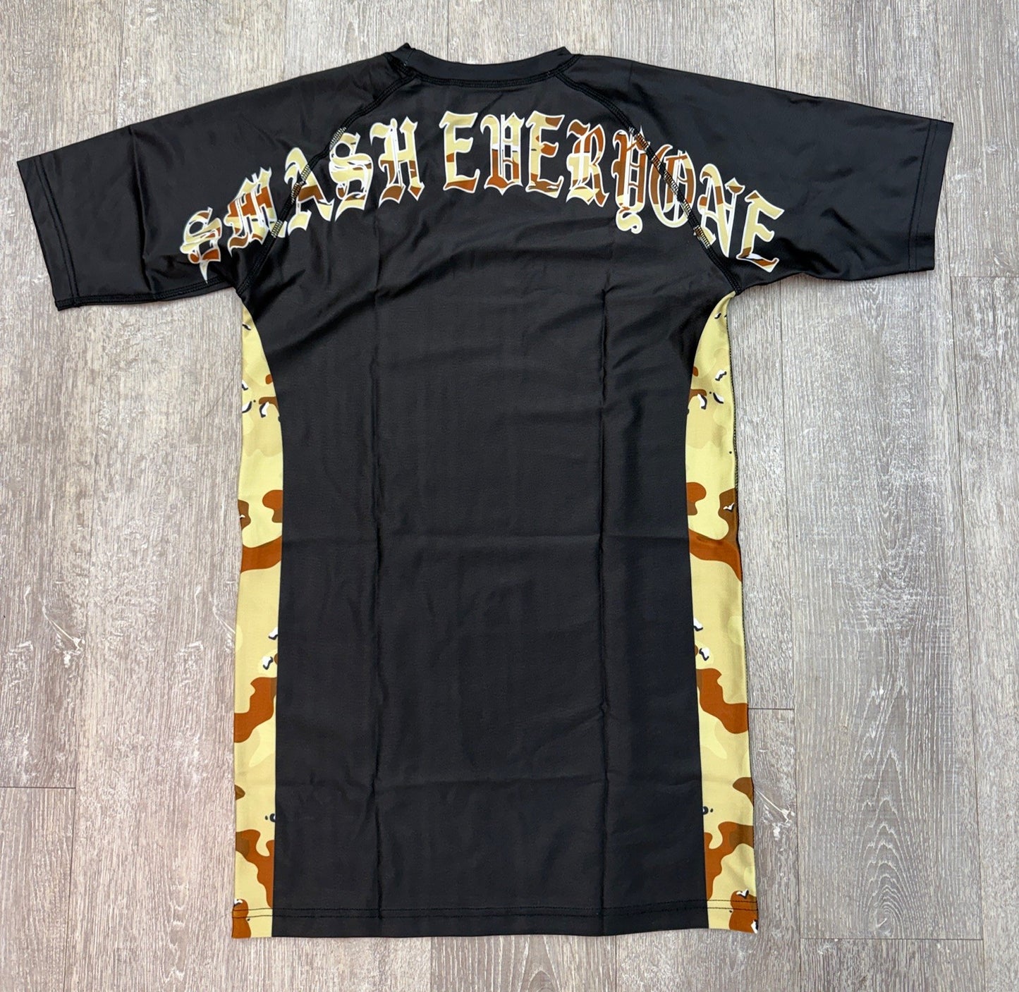 desert camo smash everyone top